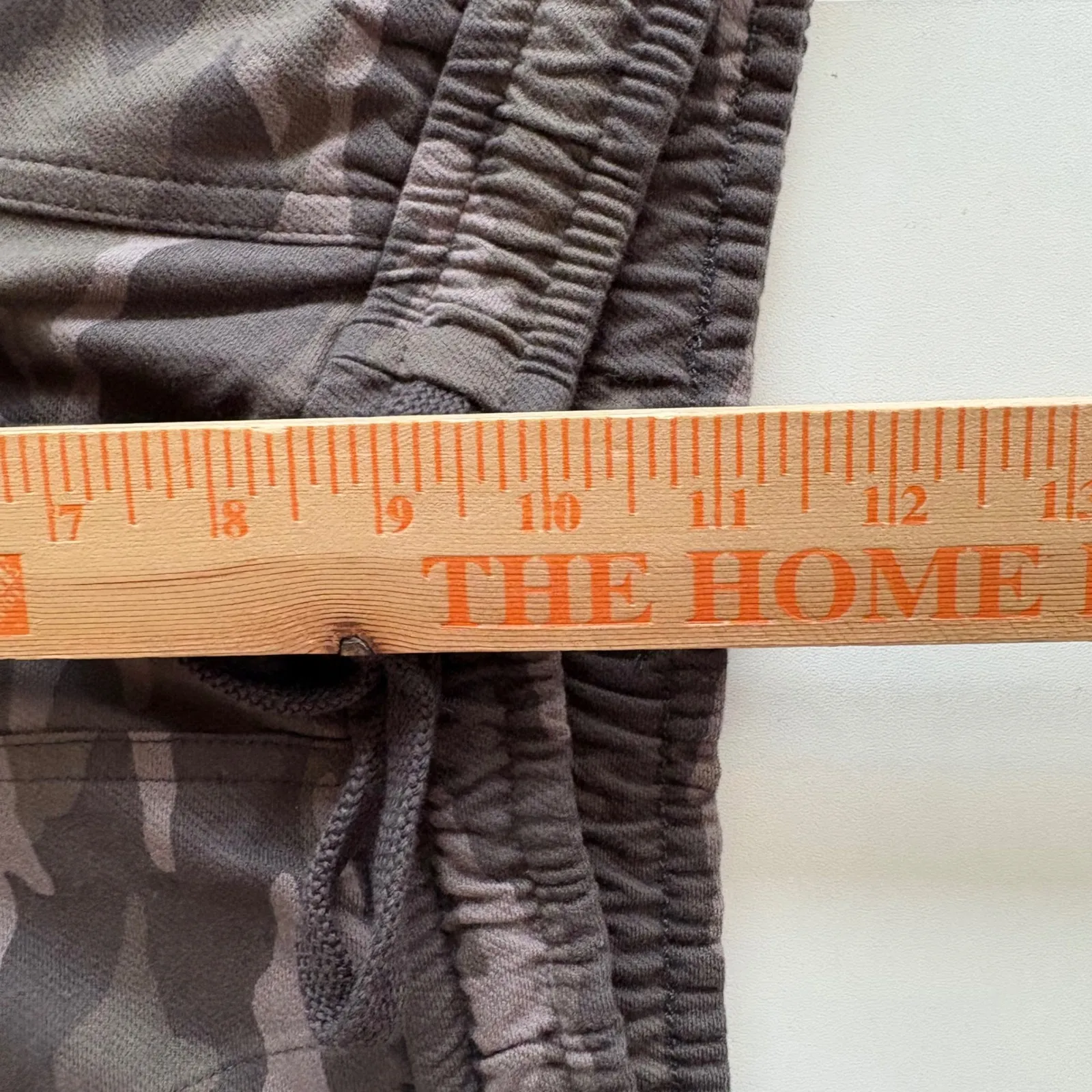 Athleta Farallon Camo Jogger Pants Womens Size 2 Grey Camouflage Drawstring - Image 5