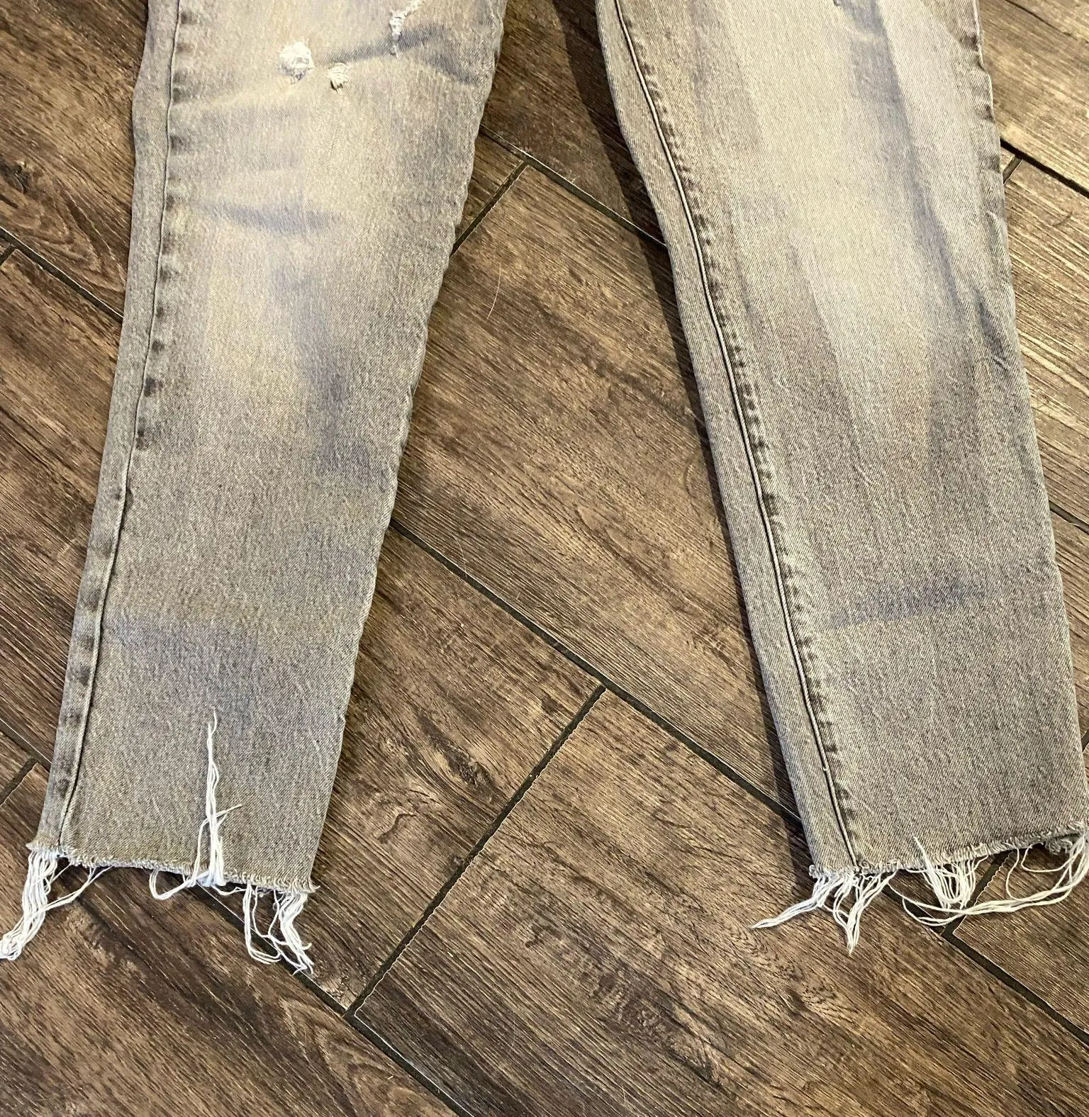 Good American Good Boy Straight Jeans Size 4/27Distressed High Rise Raw Hem Gray - Image 4