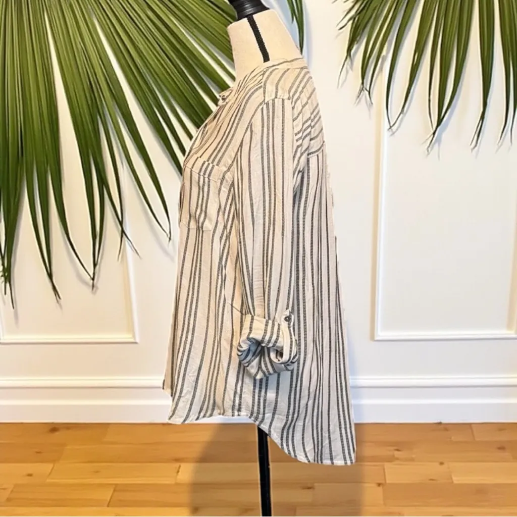 Lucky Brand White & Grey Striped Button Front Blouse - Size Medium - Image 6