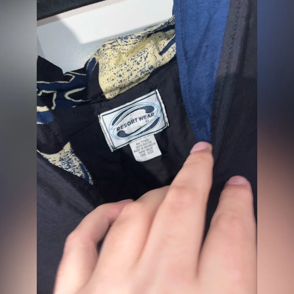 Brand Resort Wear Totem Faced Abstract Boho Cardigan w/ Metal Fastens - Image 16