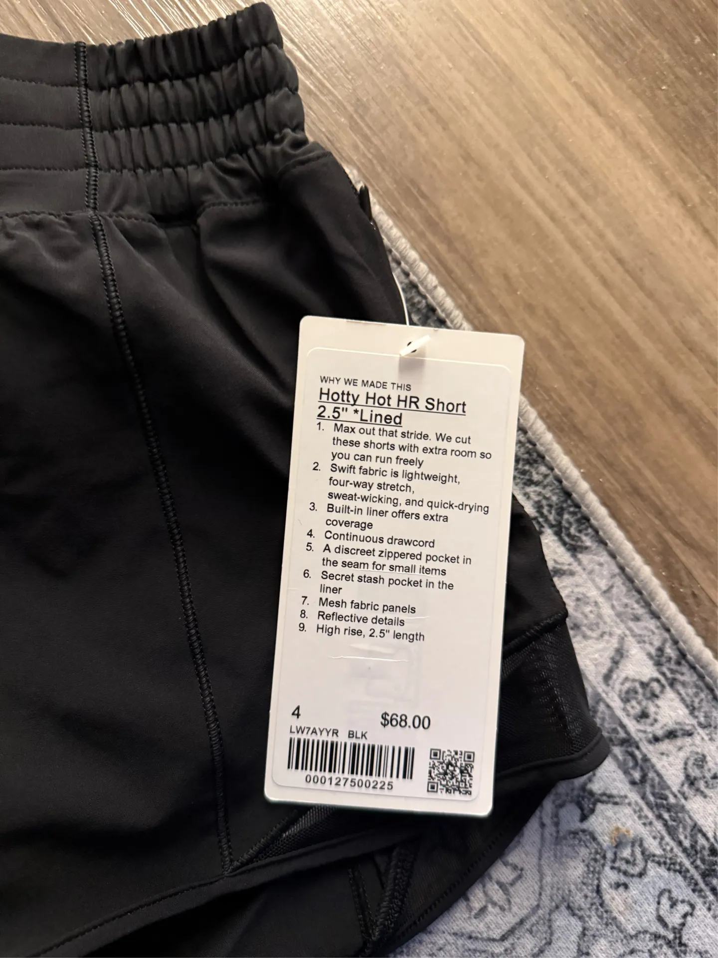 Lululemon Hotty Hot High-Rise Lined Short 2.5" - Image 6