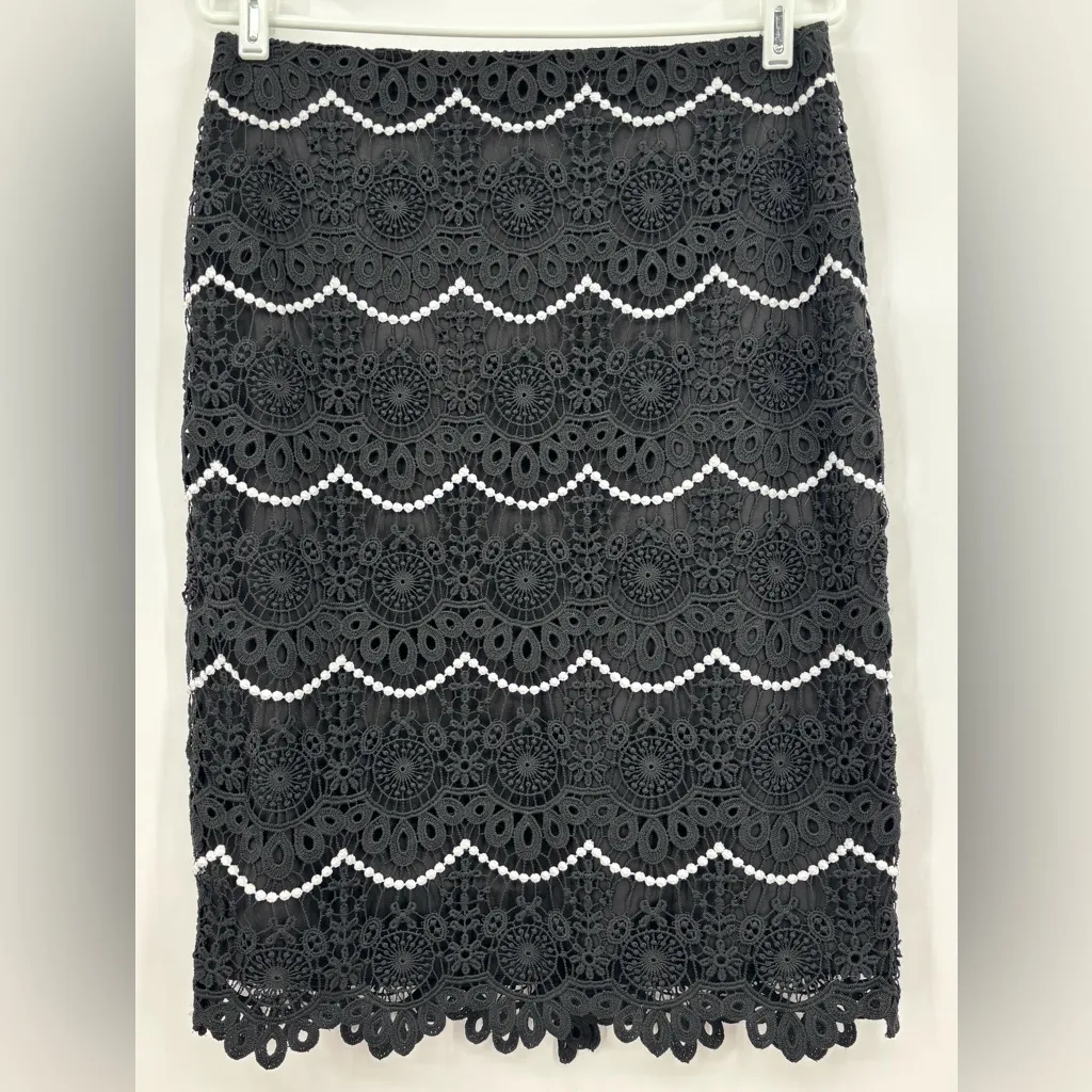Talbots Black Lace Skirt with White Trim – Elegant Mini - Image 4