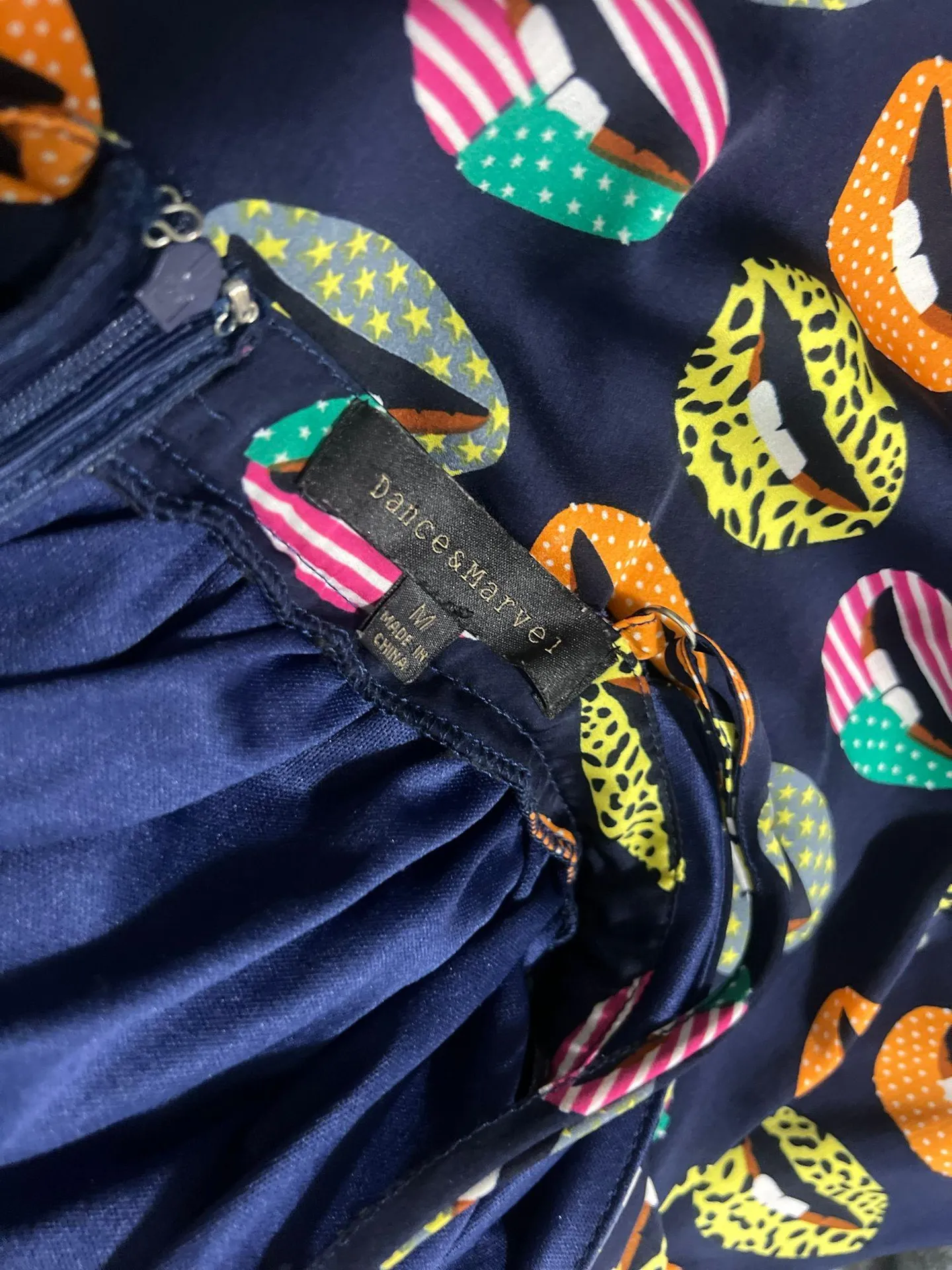 Dance & Marvel Kisses Romper😍 - Image 3