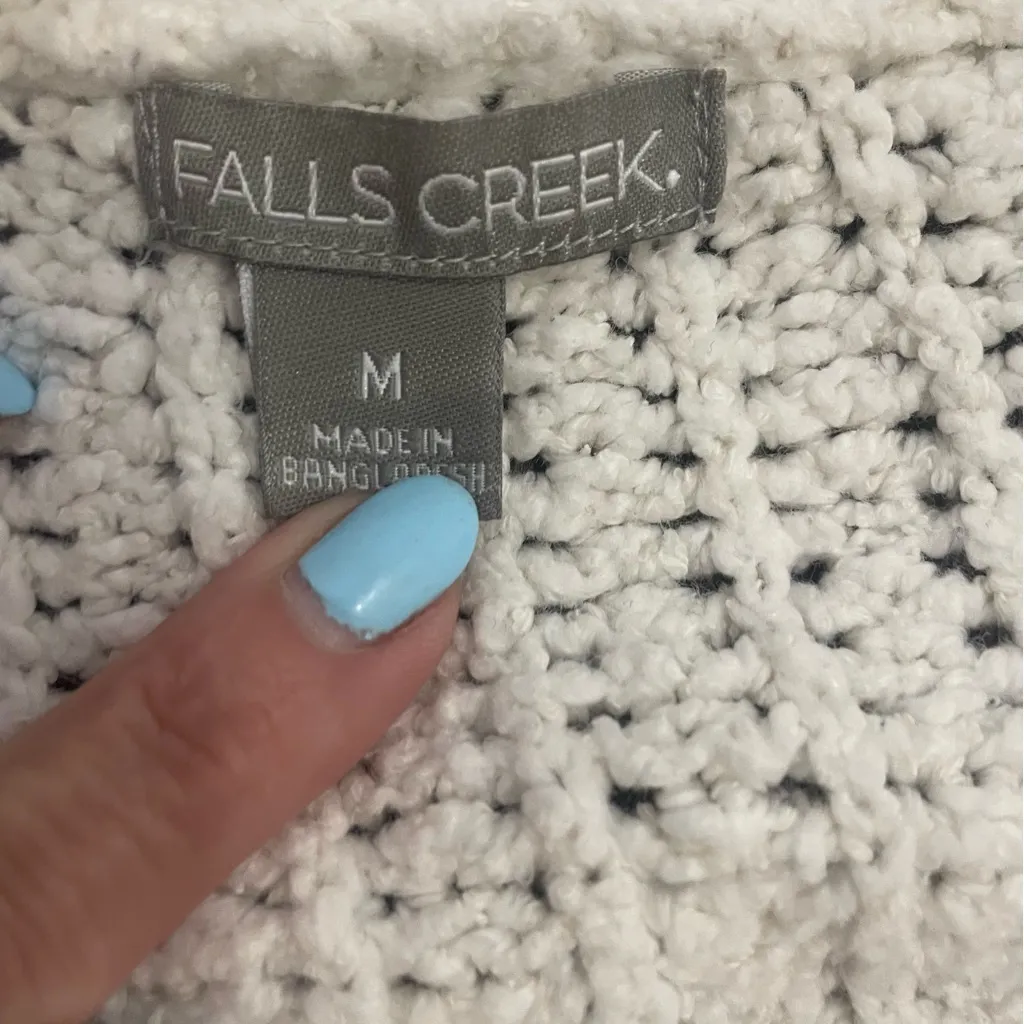 Falls Creek White Textured Knit V-Neck Sweater | M‎ | Winter Whites Trend - Image 6