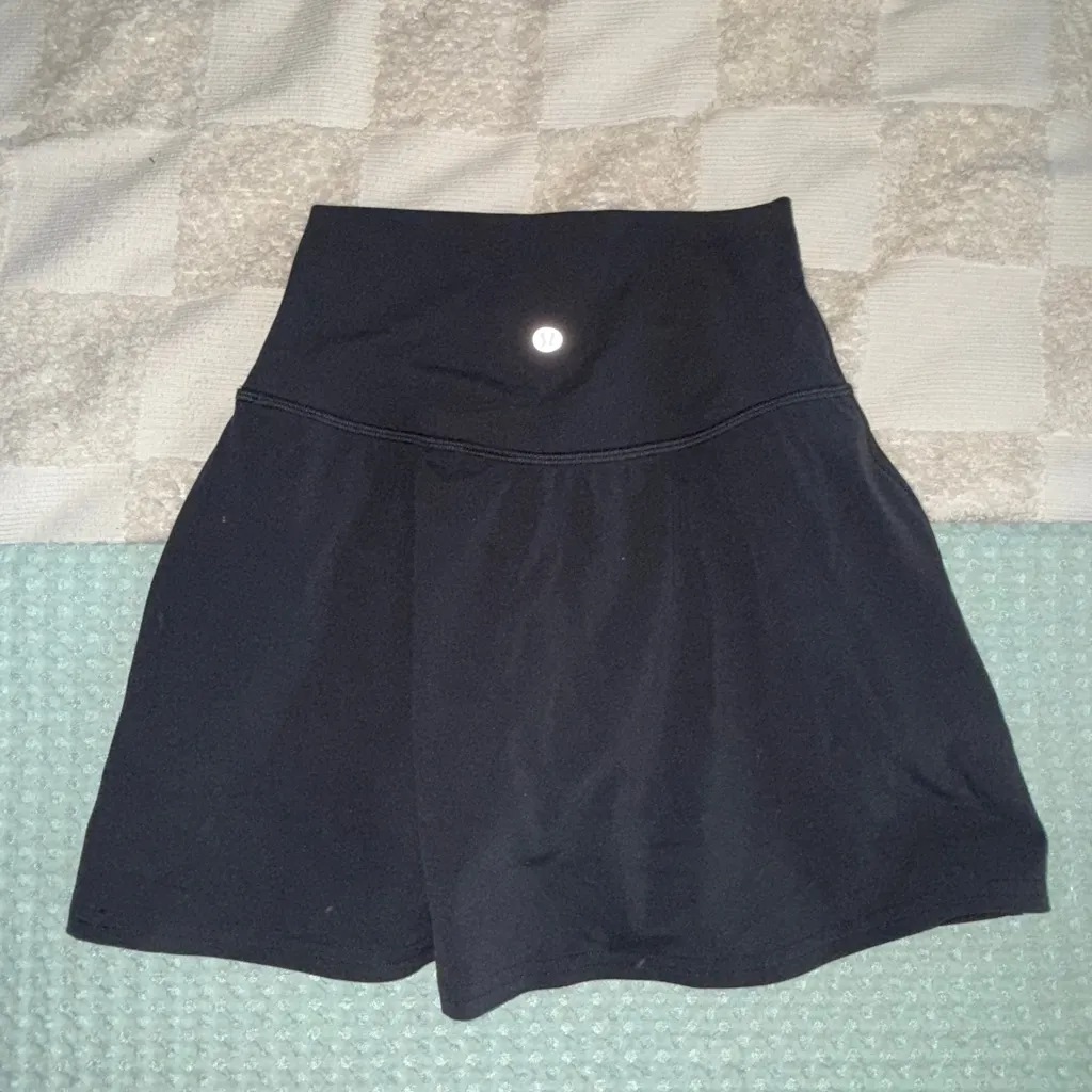 Lululemon  Align High-Rise Skirt
Black size 2 - Image 5
