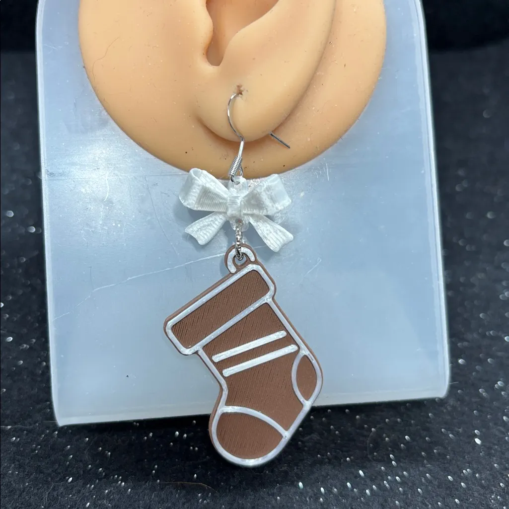 Gingerbread Stocking Earrings with Bow Brown - Image 2