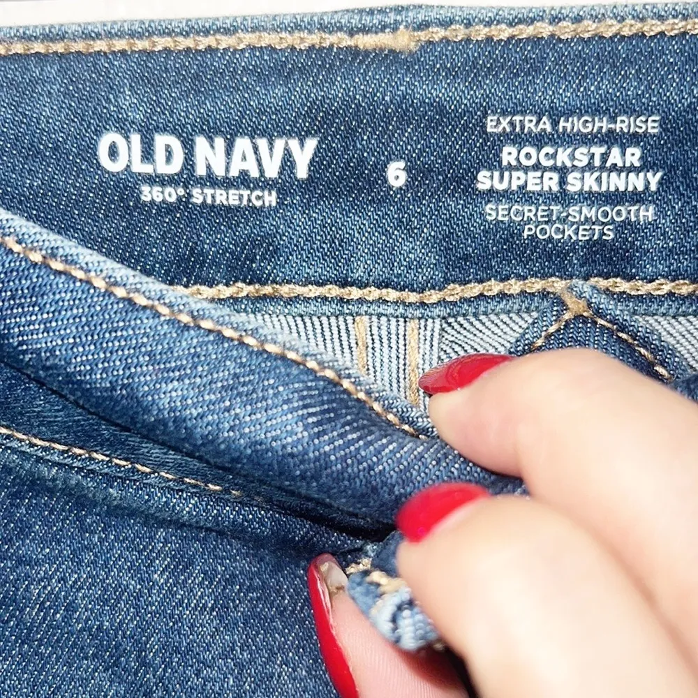 Old Navy Extra High Rise Patchwork Rockstar Sandrine Super Skinny Jeans - Image 6