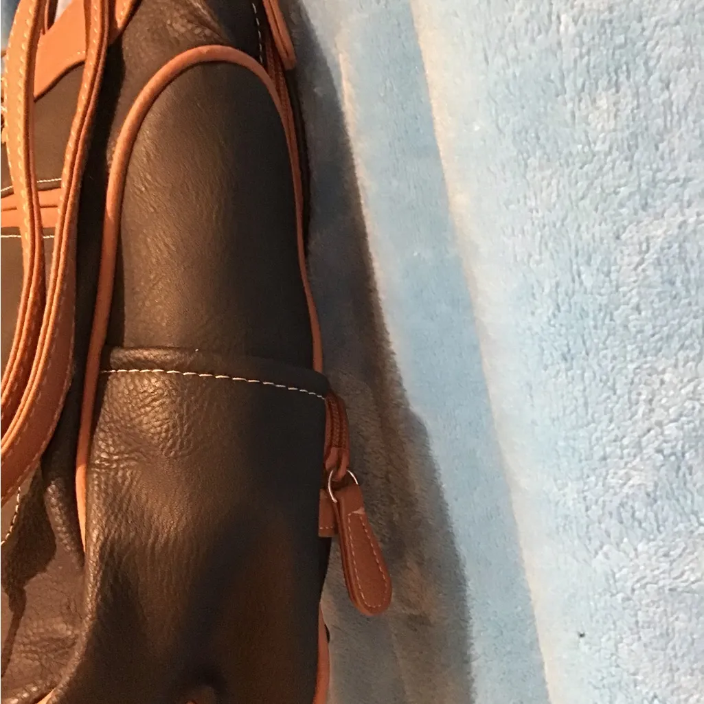 ST JOHNS BACKPACK-PURSE MINI/ Black & BROWN TRIM WITH 10 POCKETS - Image 6