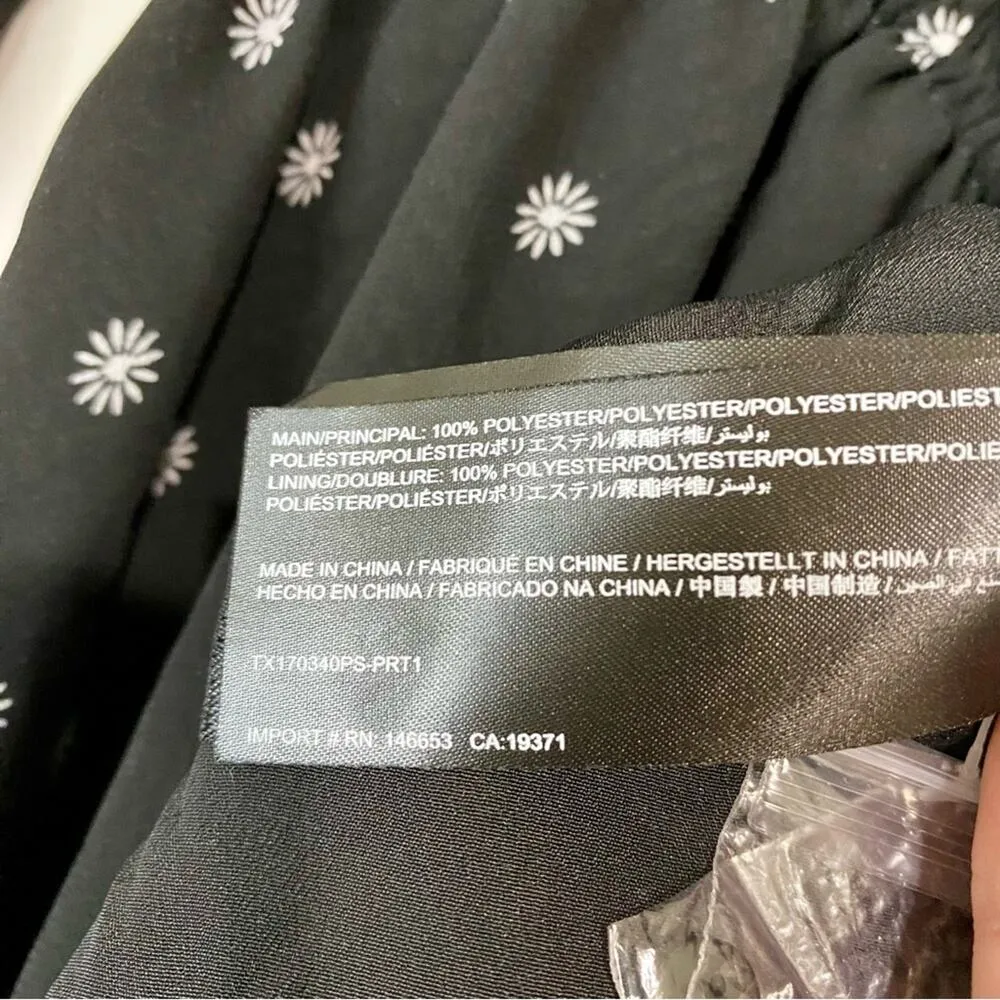 The Fifth Label Women’s Long Sleeve Button Front Romper Black White XXS NWOT - Image 5