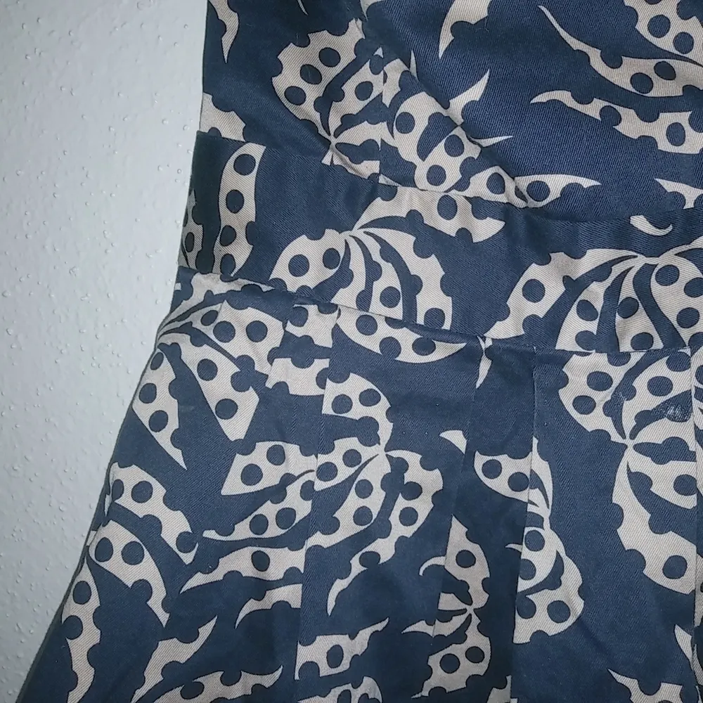 French Connection 8 Cotton Strapless Mini Dress Navy Creme - Image 4