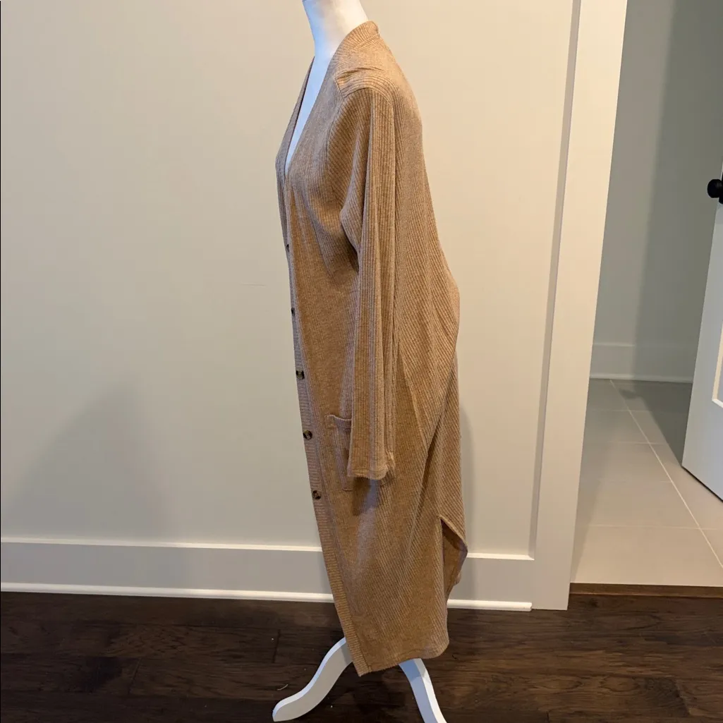 NWT Evereve Alison Joy Long Beige Cardigan with Front pockets Sz M - Image 2