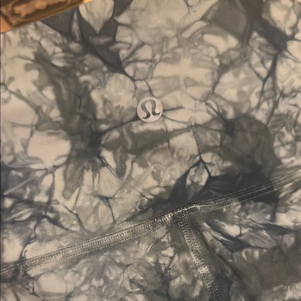 Wunder Under Hi-Rise Tight *Shibori Full-On Luxtreme 28" in Misty Moss Sea Steel - Image 5