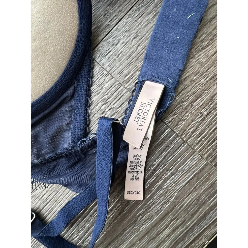 Navy Blue Lace Overlay Padded Push-Up Bra ‎ Elegant Pattern Victoria Secret 32C - Image 4