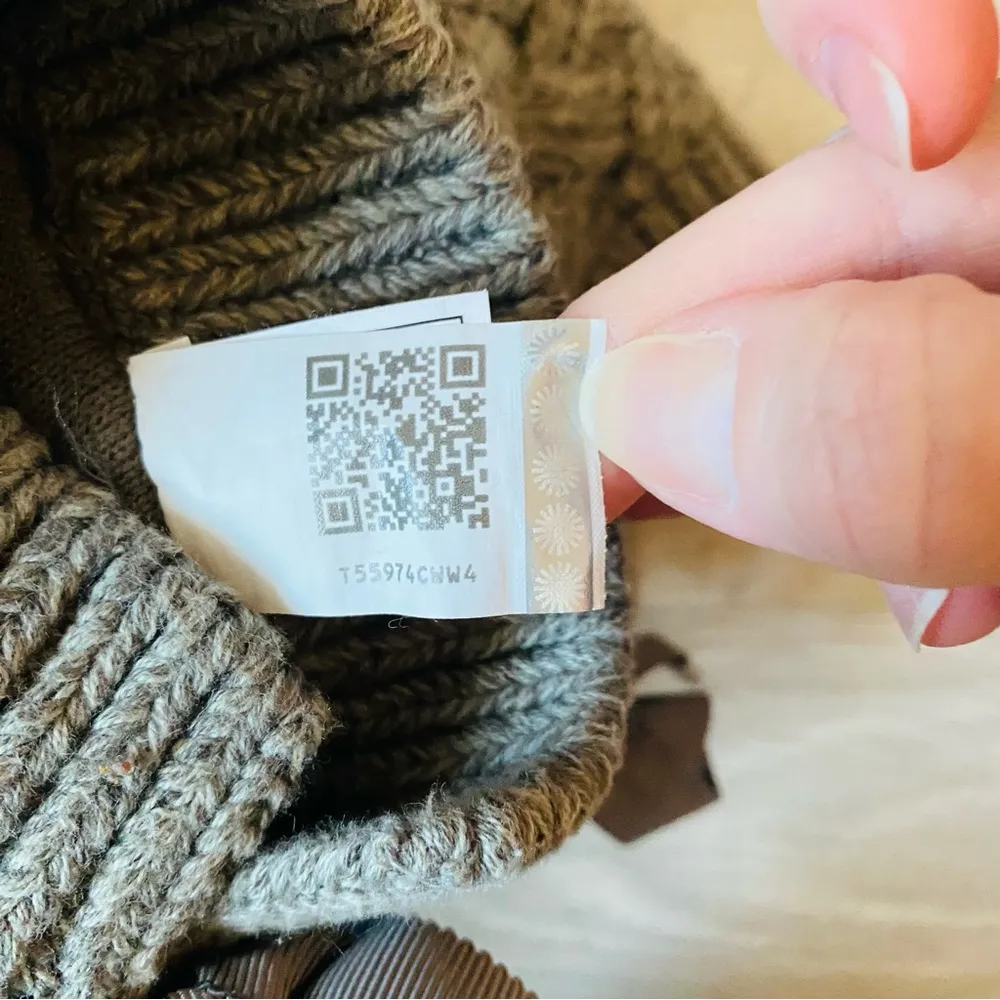 UGG Lottie Knit Boots Gray Sz 5 - Image 7