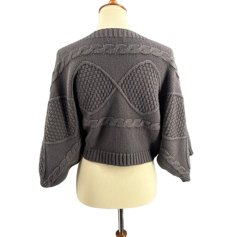 Venus Sweater Gray Cable Knit Cropped Dolman Sleeve Textured Minimalist Small - Image 4