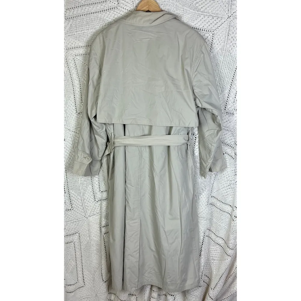 LONDON FOG Women’s Trench Coat Size 14 Vintage Tan Cream Lined Belted Long - Image 2