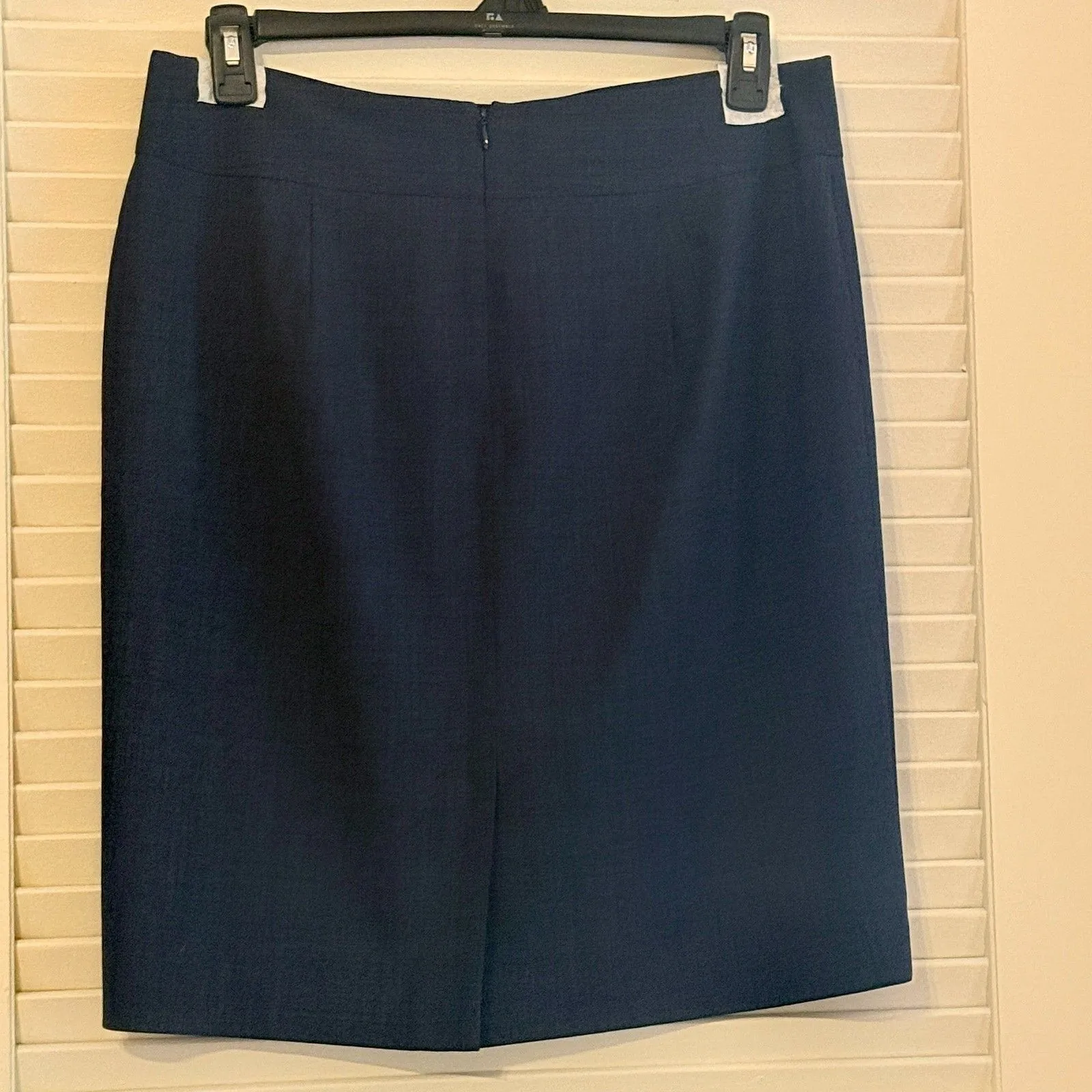 Banana Republic 96% Wool Pencil Skirt Size 12 Navy Lined Suiting Office Career - Image 2