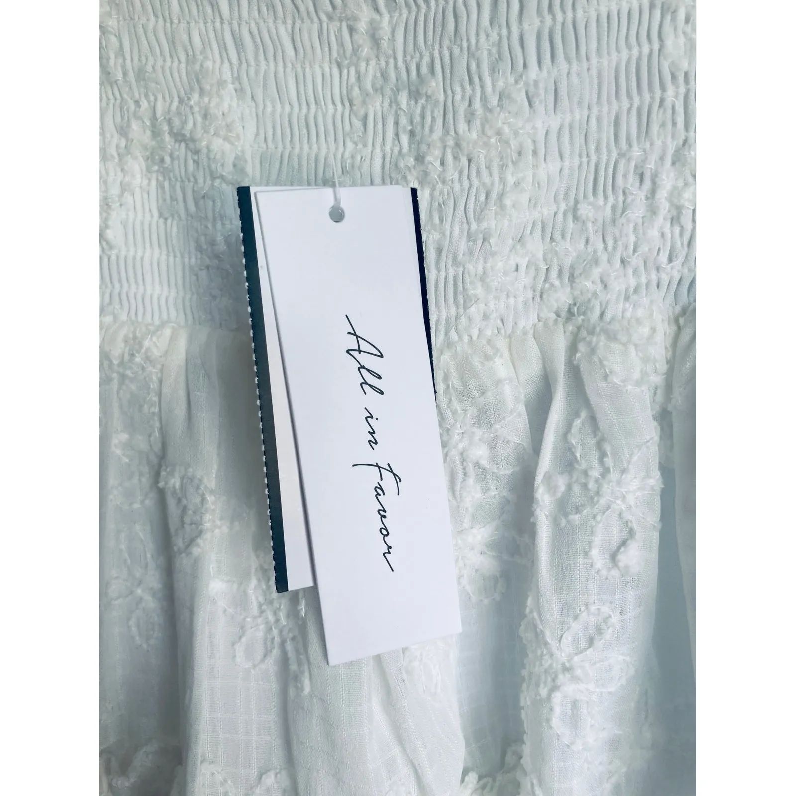 White Summer Dress Floral Embroidery All In Favor Medium NWT - Image 8