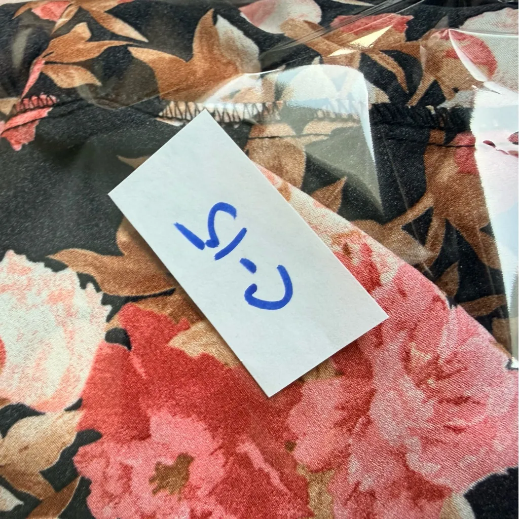 Aura Black and Pink Romantic Boho Floral Flutter Sleeve Maxi Dress size XS - Image 16