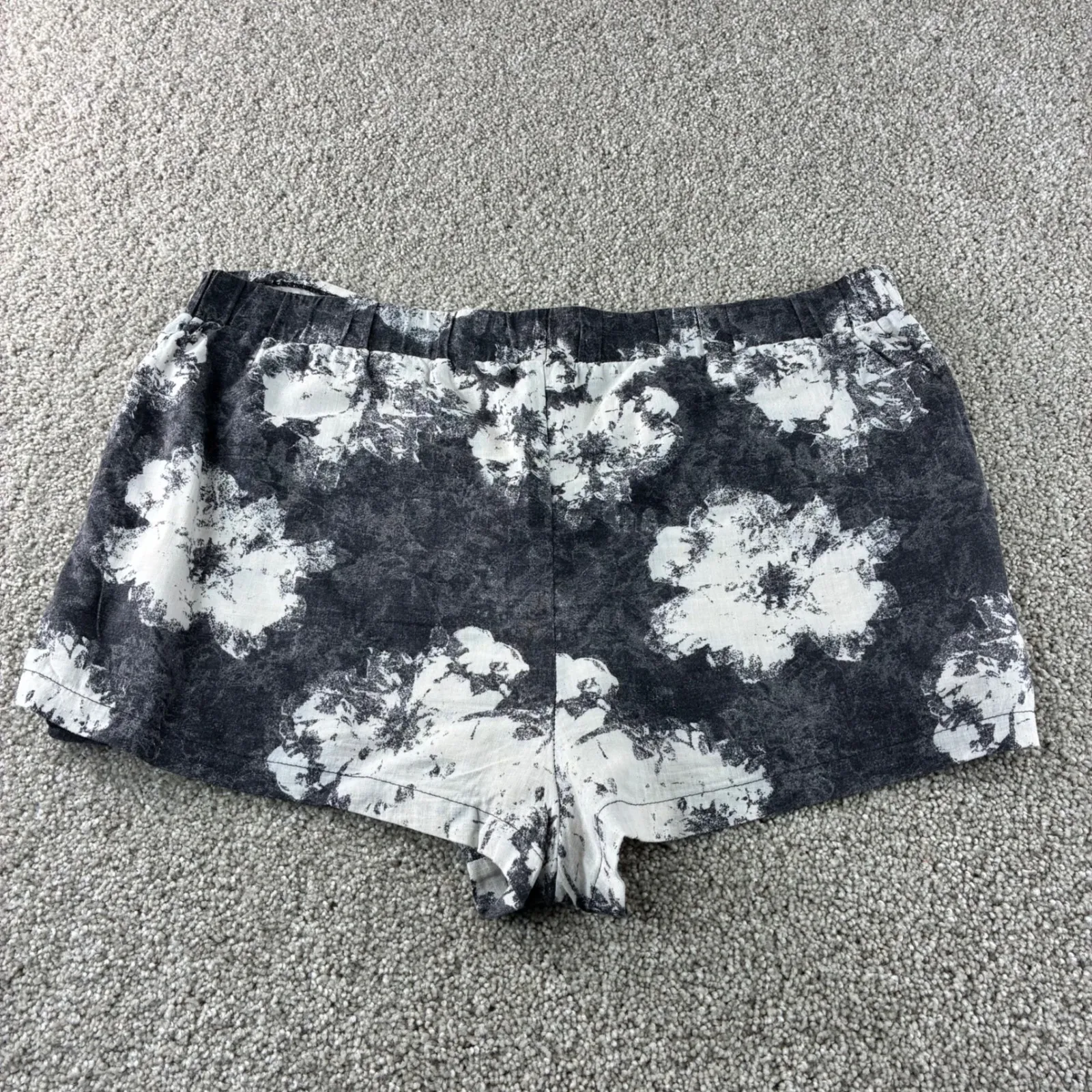 Free People‎ Shorts Women's Large L Black White Tie Front Linen Blend Casual - Image 2