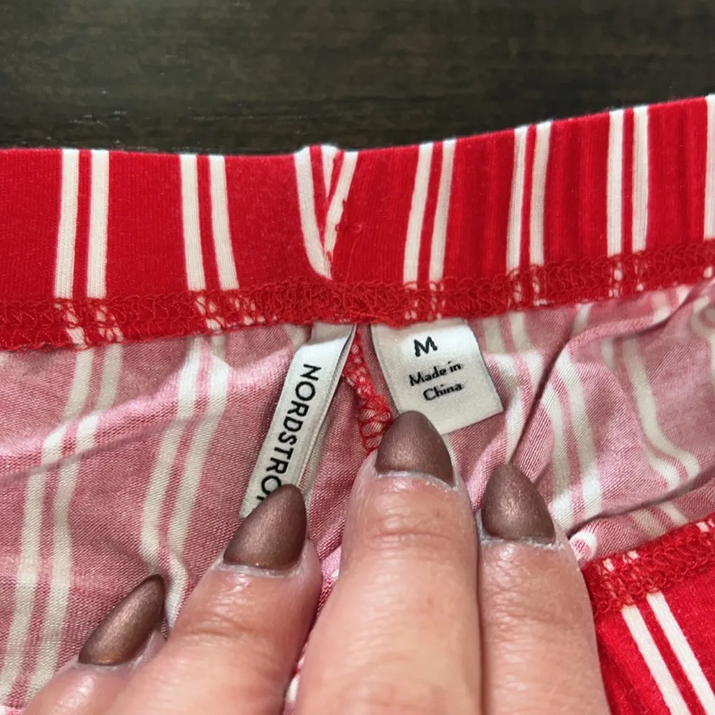 NWOT Nordstrom Super Soft Vertical Stripe Elastic Waist Drawstring Pajama Pants - Image 4