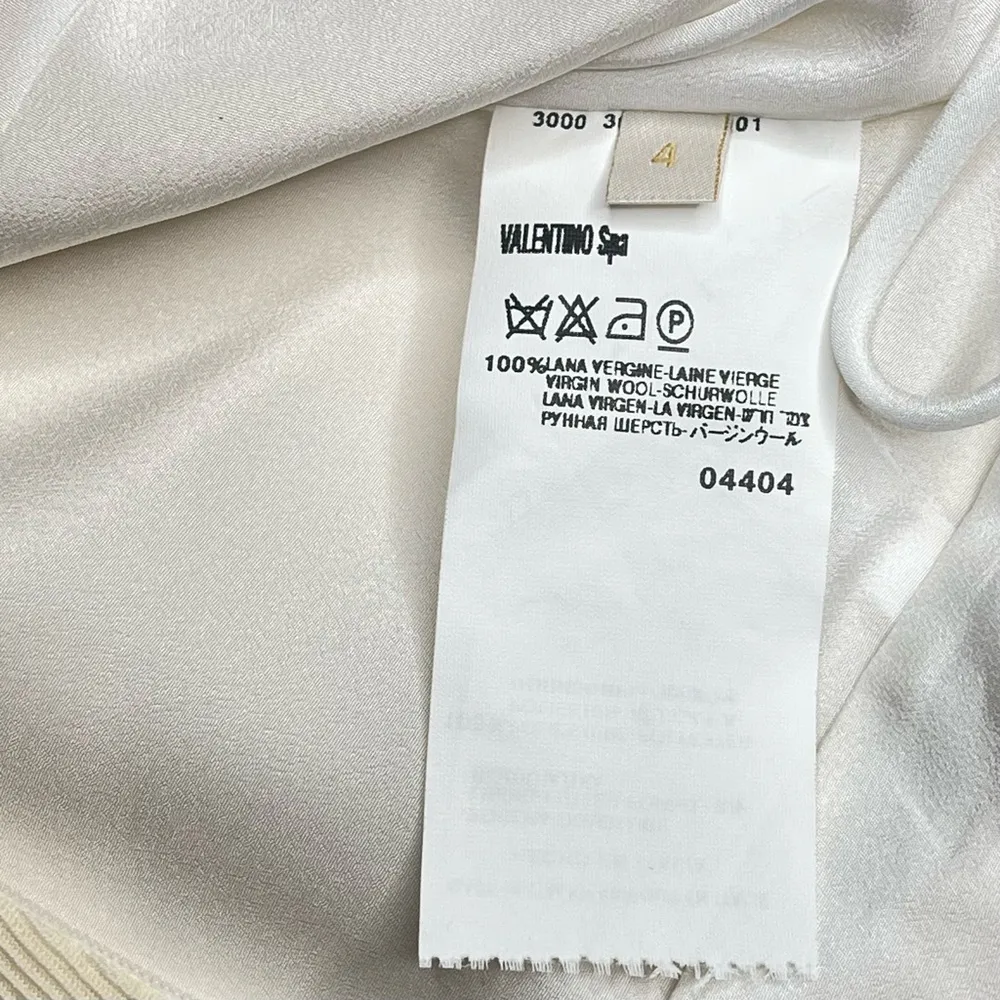 Valentino 𑁍 Chic Rose Lace Appliqué Ribbed Wool Pencil Skirt 𑁍 Cream Size 4 - Image 11