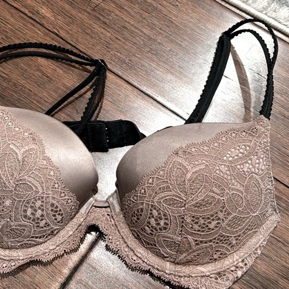 VICTORIA’S SECRET VINTAGE VERY SEXY PUSH-UP BRA - Image 7
