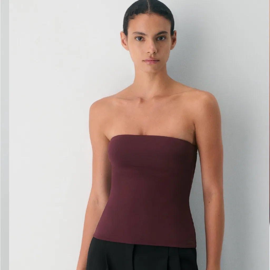 Aritzia Burgundy Tube Top - Image 4