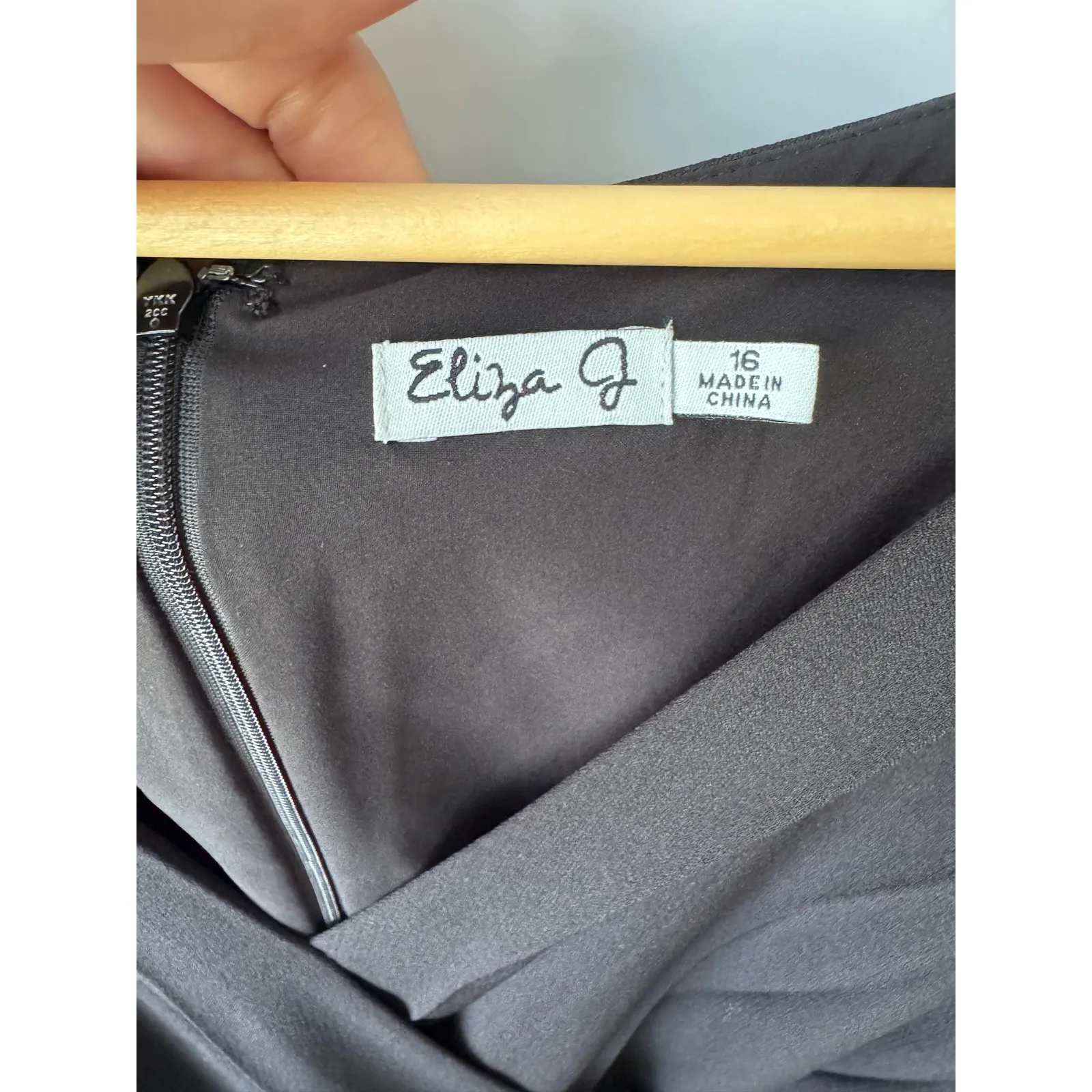 Eliza J Black Jumpsuit Party Cocktail‎ Rhinestone Belt V Neck Size 16 - Image 3