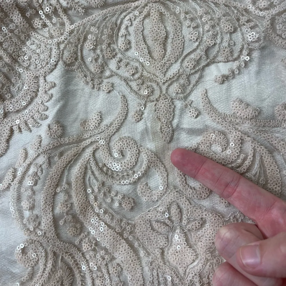 Selfie Leslie Hollywood Hills Sequin Embellished Party Dress ~ Size M 💛🍄 - Image 7