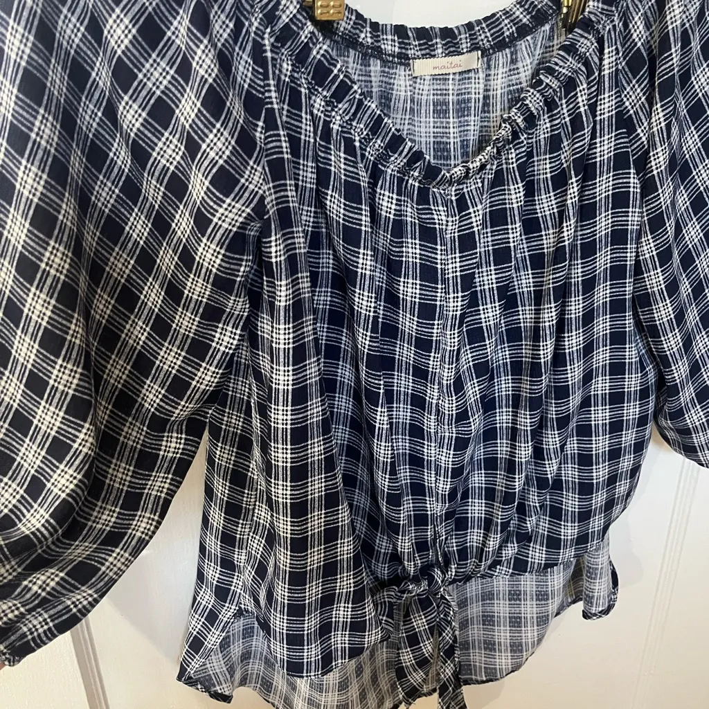 White and Blue Relaxed Tie Front Blouse Size M - Image 3