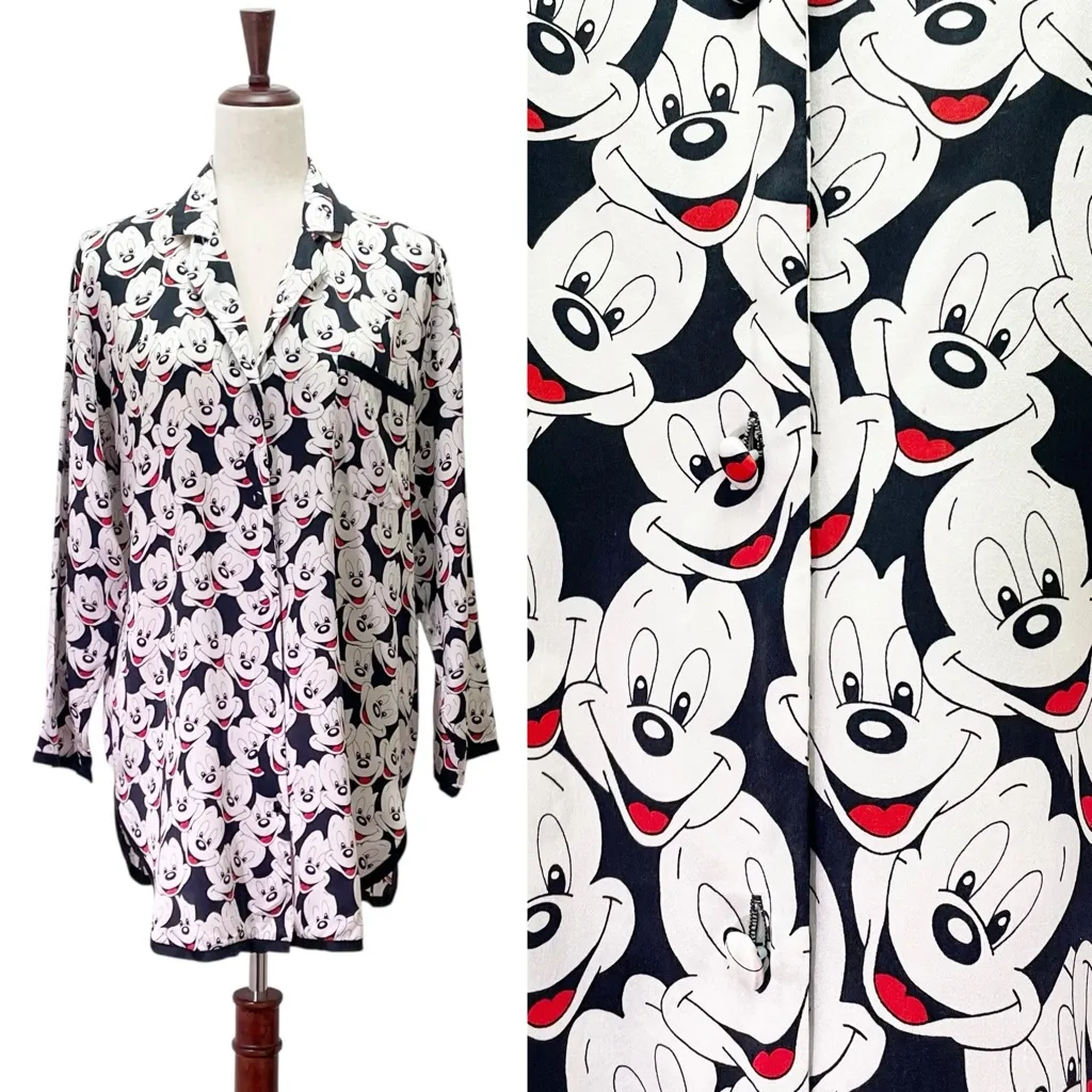 Walt Disney World Mickey Mouse Silk Pajama Nightshirt Black White Red Size Small - Image 2