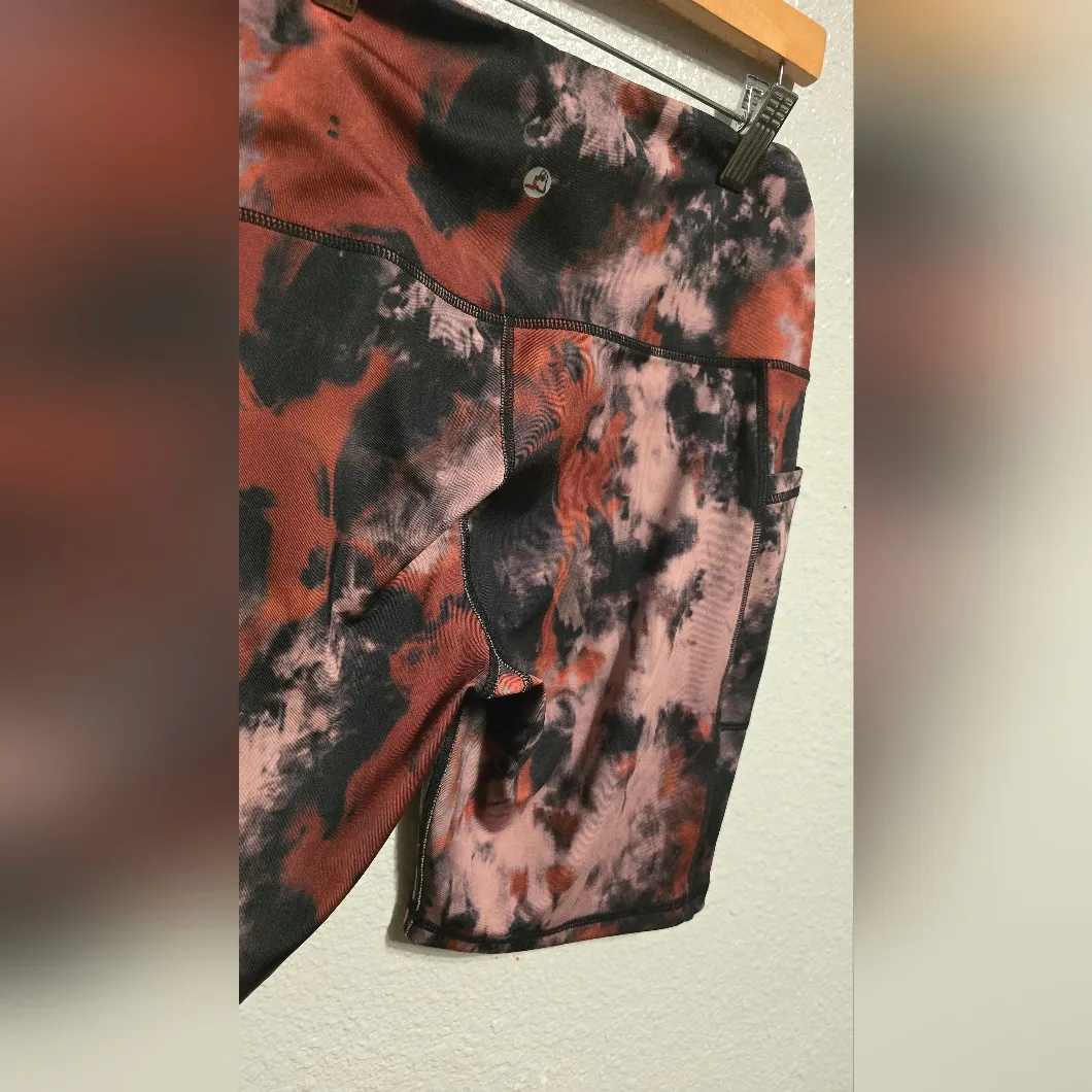 Leg End Biker Shorts Red Size M - Image 3