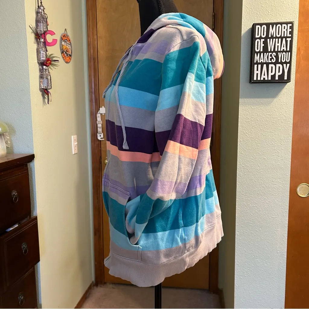 Old Navy multi color striped zip up hoodie size XL casual athleisure - Image 4