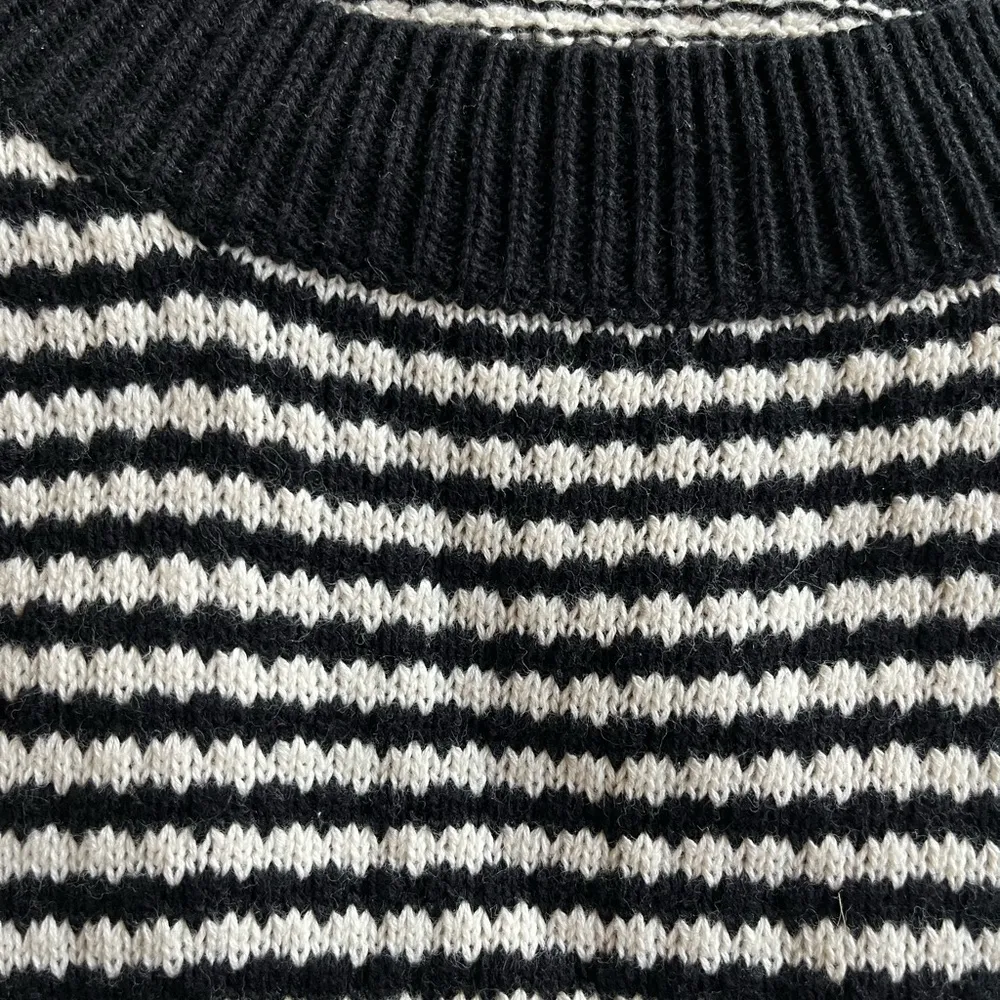 Maison Jules tulle knit dress worn once! - Image 4