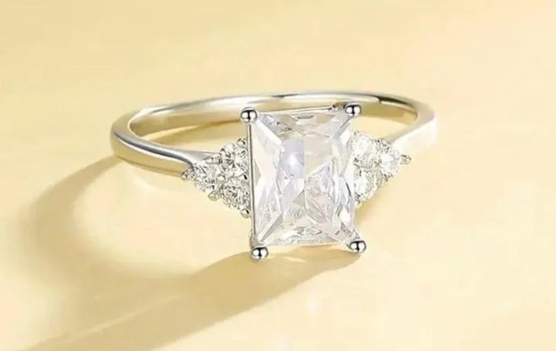 925 Sterling Silver Princess Cut Engagement Ring - Image 2
