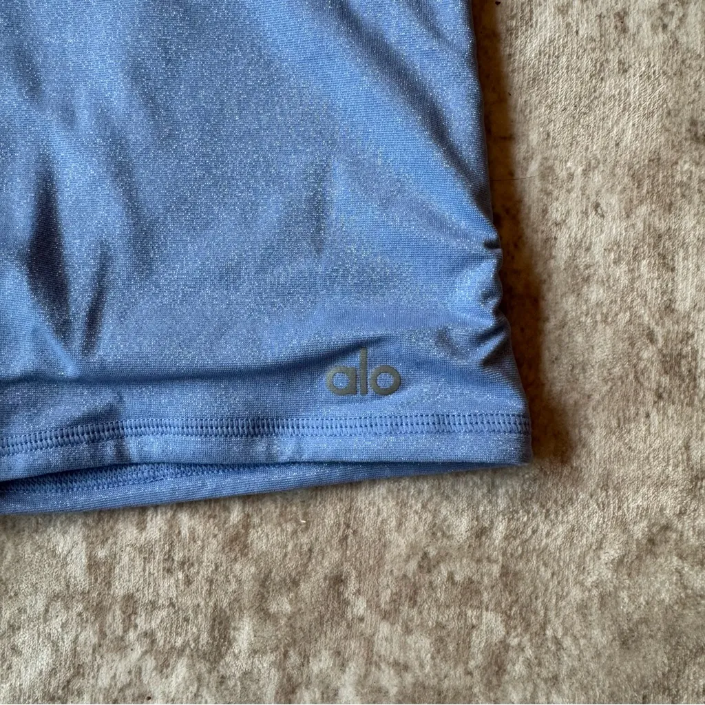 Alo Yoga Biker Shorts High Waist Blue Sparkle size Large - Image 5
