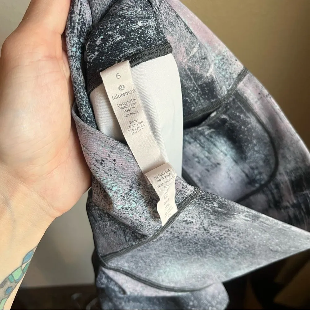 Lululemon Wunder Under High-Rise Tight 25" *Luxtreme
Azurite Seashell Multi - Image 9