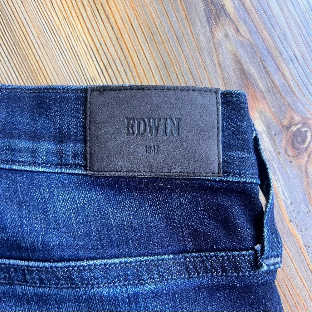 Pixie 9" Mid-Rise Skinny Blue Jeans Size 26 SKU#B24125 - Image 10