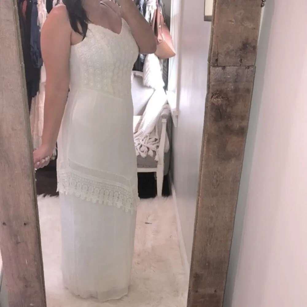 Trixxi size 7 ivory lace crochet maxi sundress - Image 3