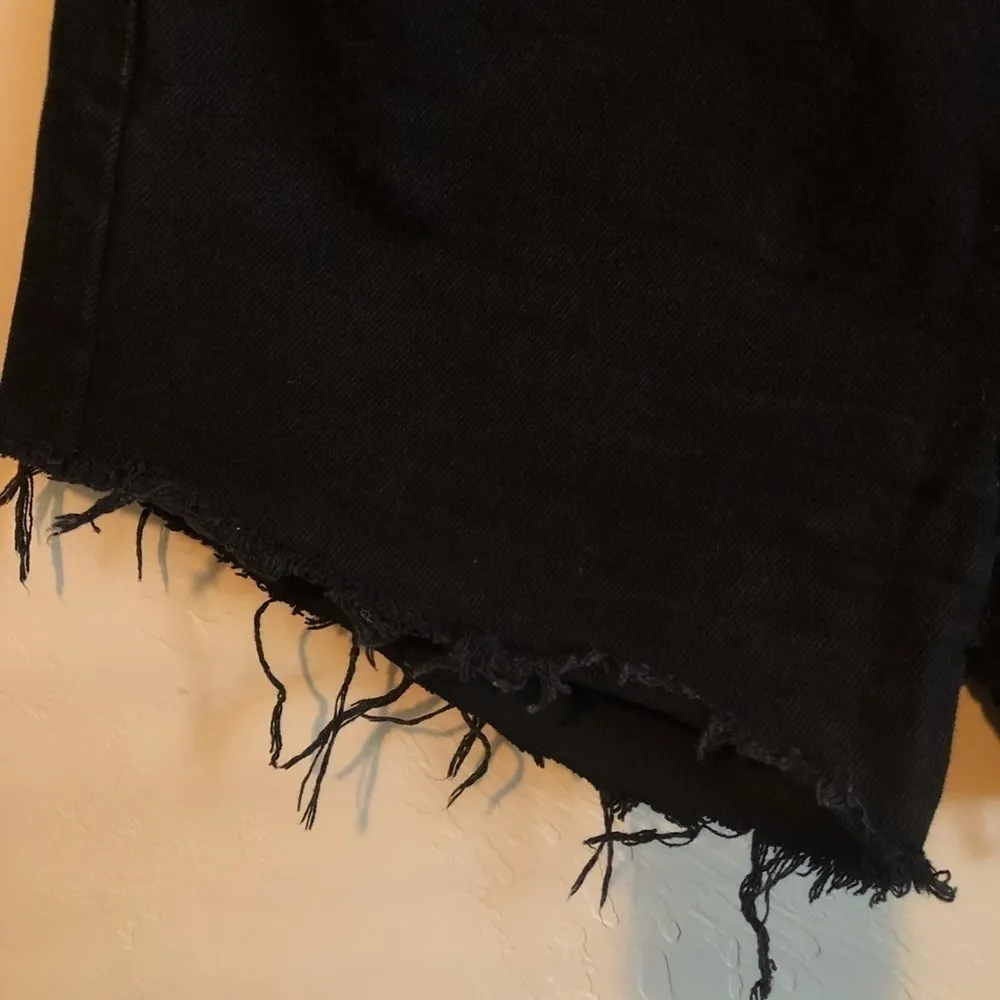 Levi’s 505 Black High‎ Rise Cutoff Denim Shorts - Image 8