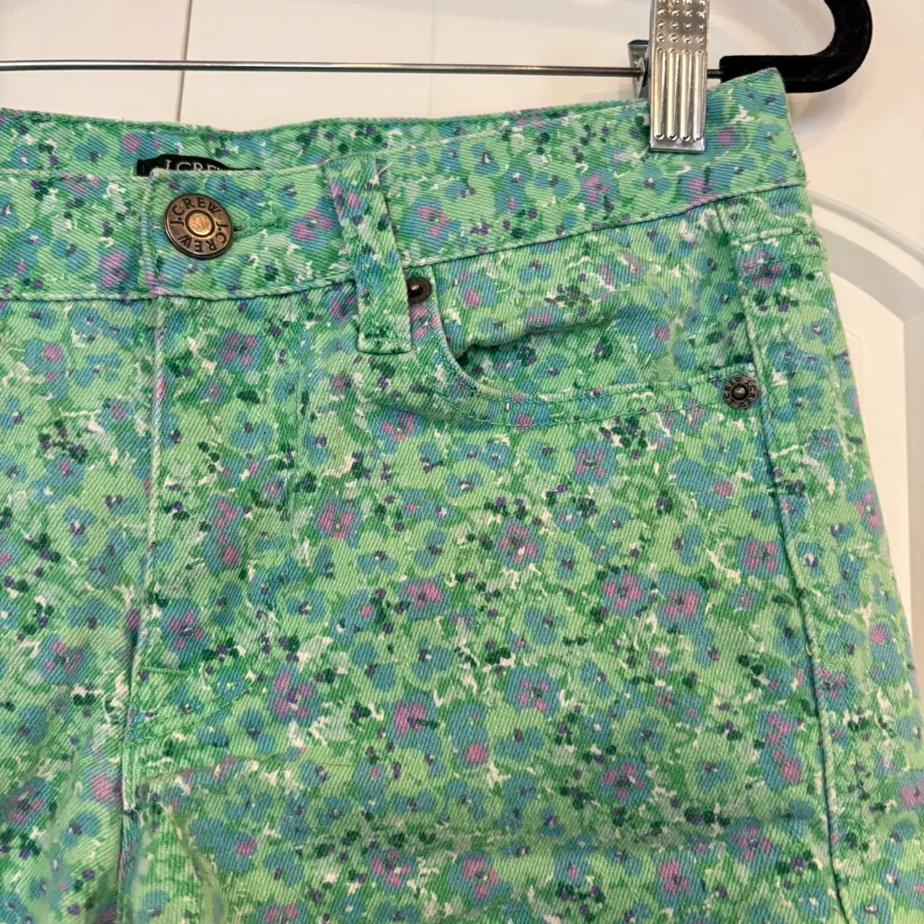 J.Crew  Mint‎ Green Floral Jean Shorts Size 0 - Image 4