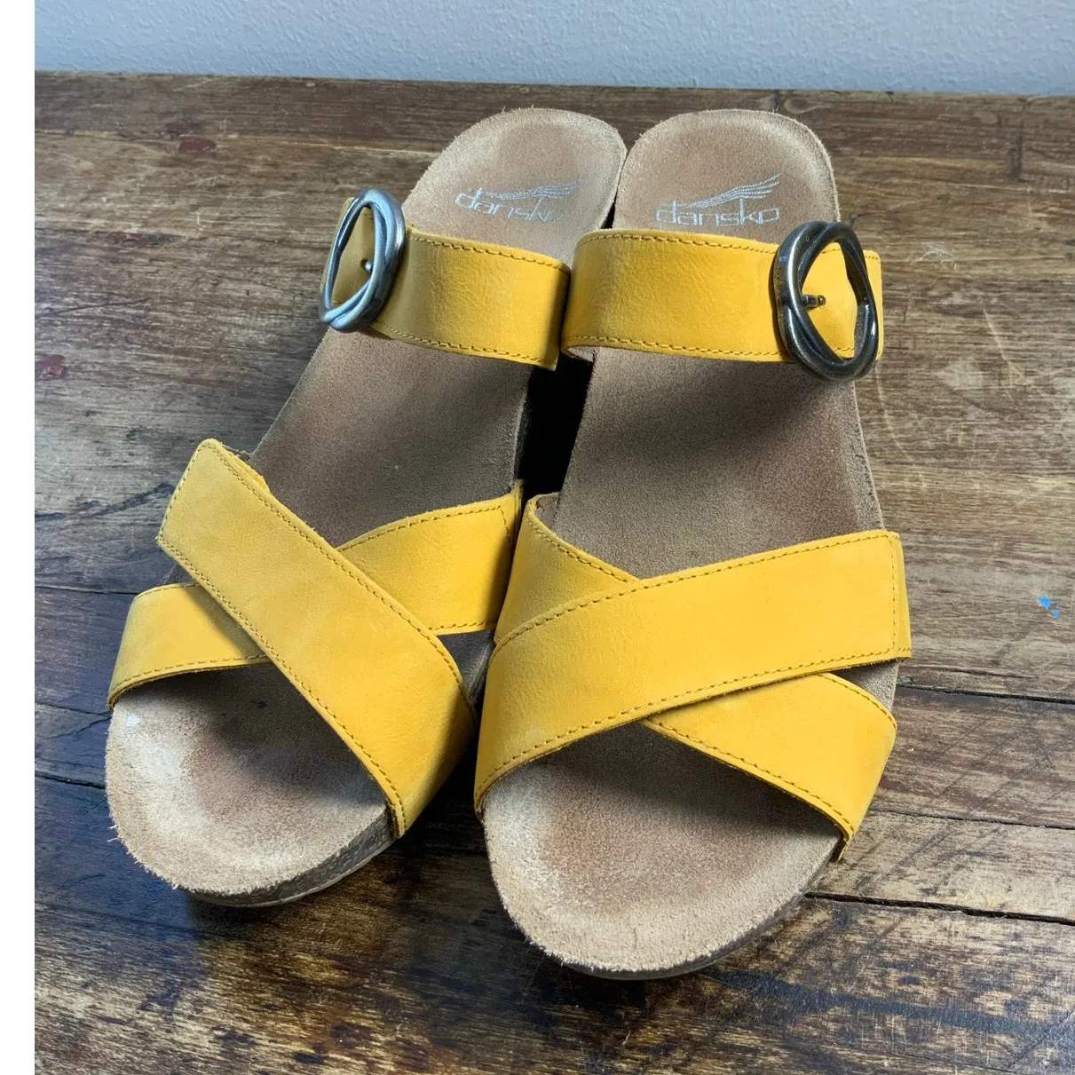 Dansko Susie $229.95 | Mango Milled Nubuck size‎ 38 - Image 3