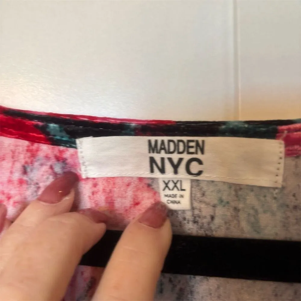 Madden NYC Junior's 2XL Velvet Cropped Top Floral Rhinestone Heart Red Size XXL - Image 2