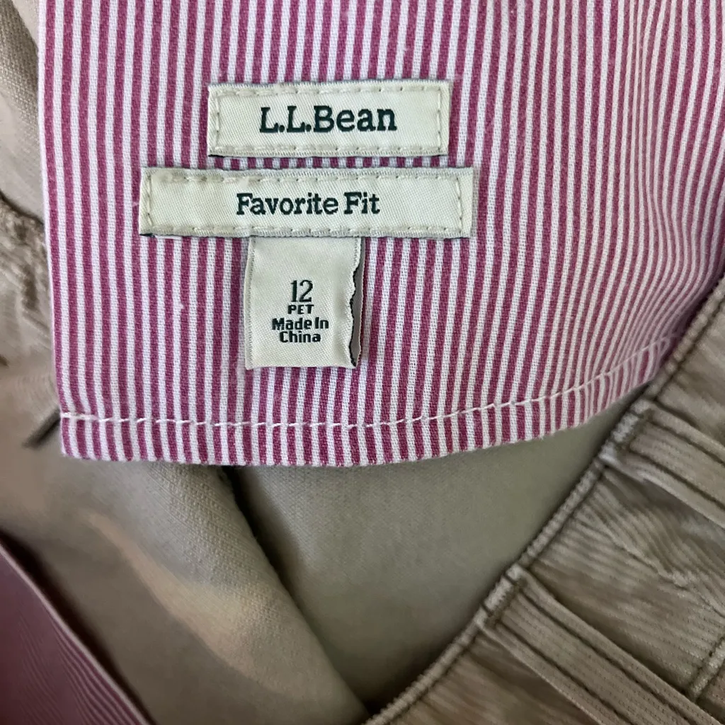 LL Bean Corduroy Favorite Fit Pencil Skirt Size 12 Petite - Image 3