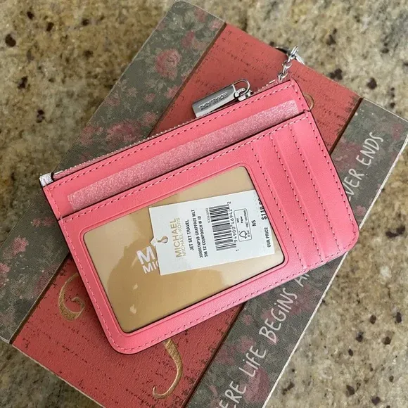 Nee Michael Kors  cardholder key chain - Image 4