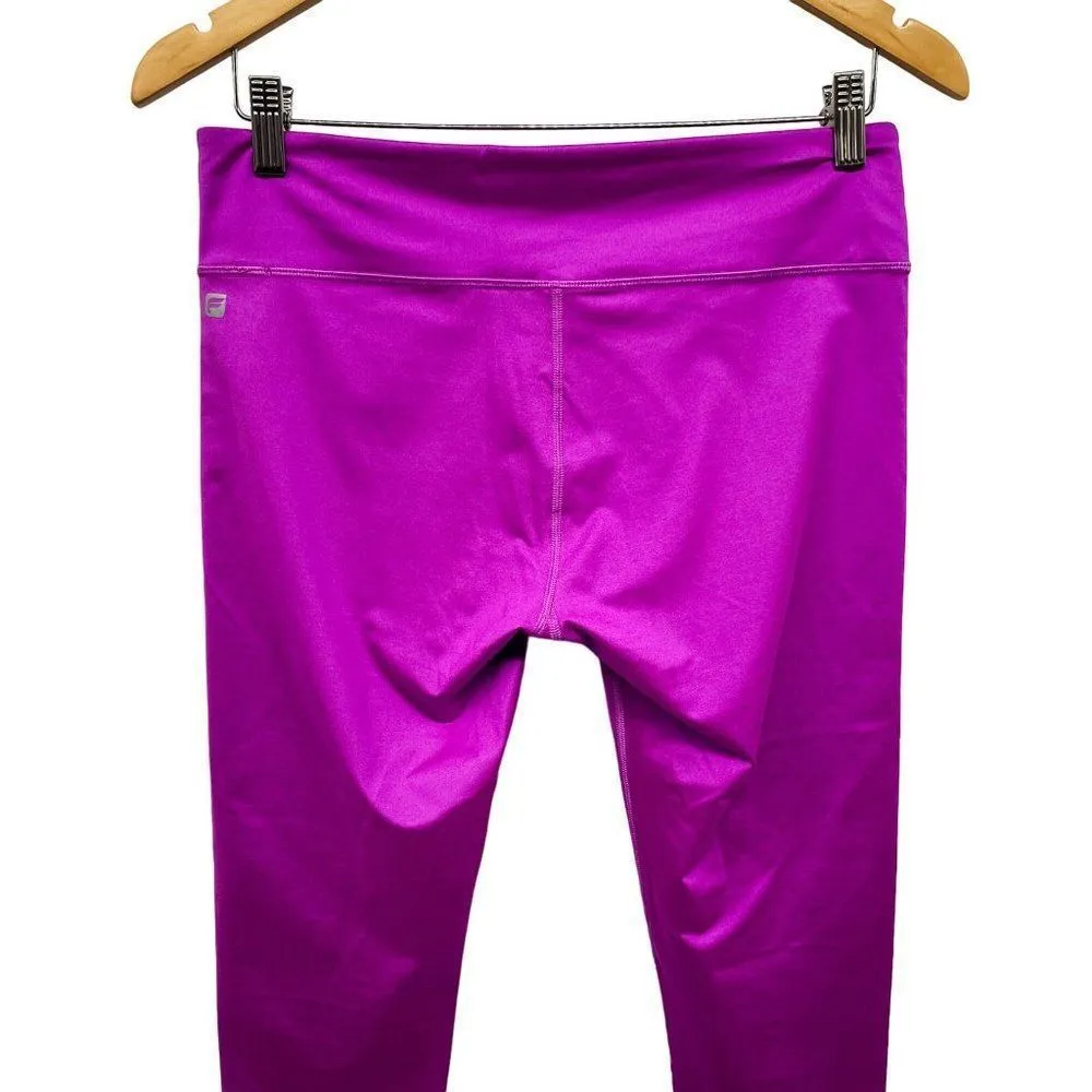 Fabletics Salar Solid Powerhold Capri Cropped Athletic Midrise Leggings Freesia - Image 5