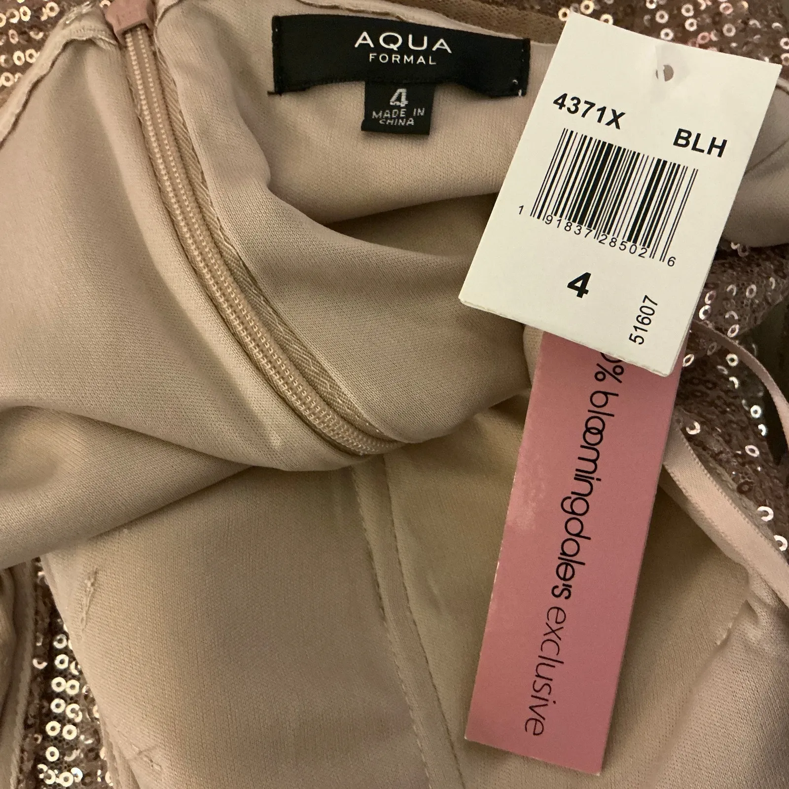 Rose Gold Sequin Off the Shoulder Evening Gown Size 4 Long Formal Dress by AQUA - Image 7