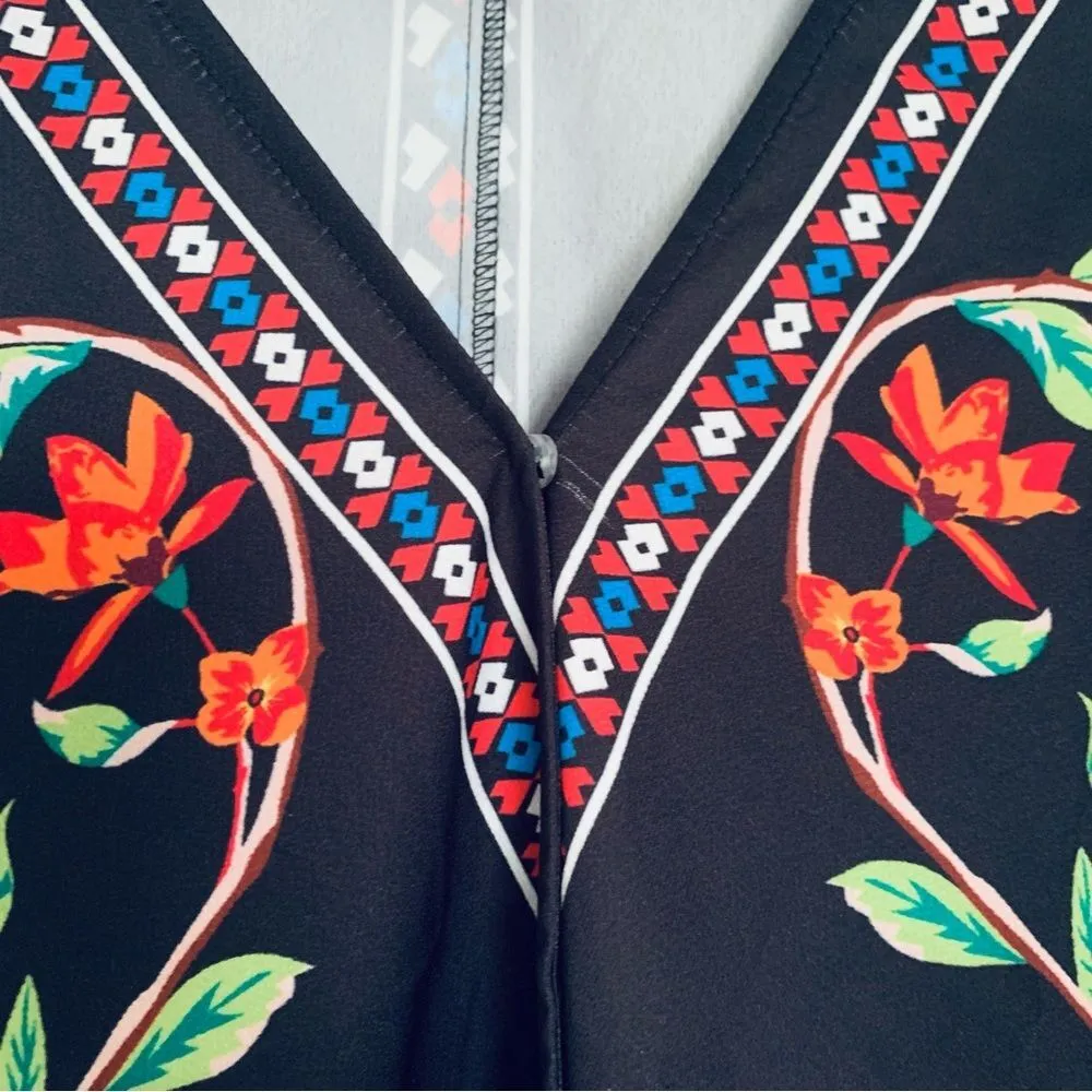 Women's Black Floral Print Batwing Sleeve Top | Size: L - Image 9