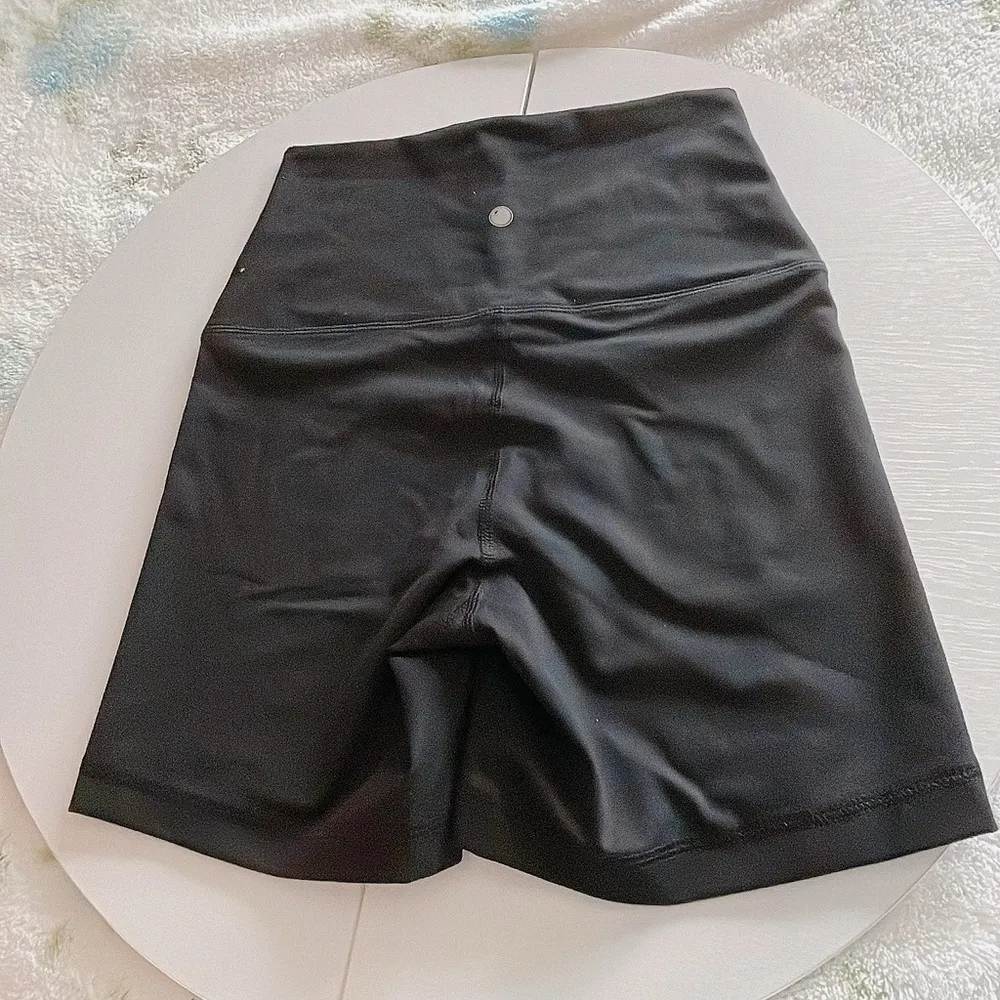 Yogalicious Lux Shorts (2 pack) small - Image 4